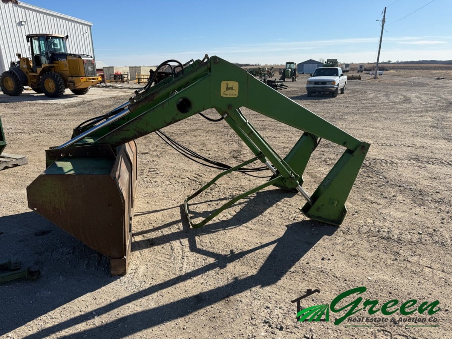 John Deere 148 Equipment Image0