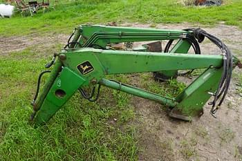 John Deere 148 Equipment Image0