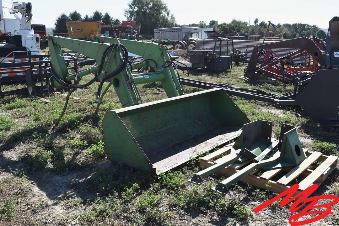 Image of John Deere 148 Primary image