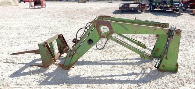 Image of John Deere 148 equipment image 3