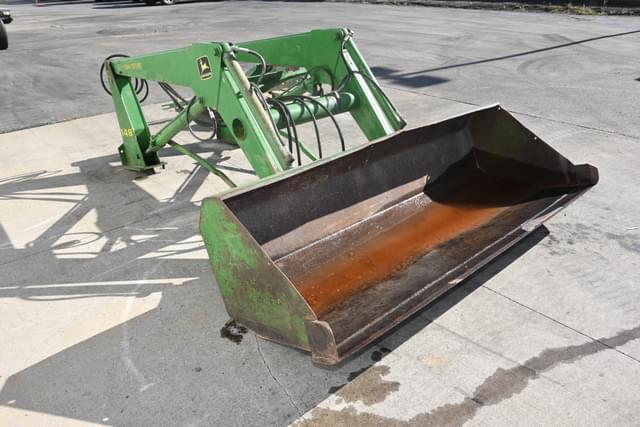 Image of John Deere 148 equipment image 4