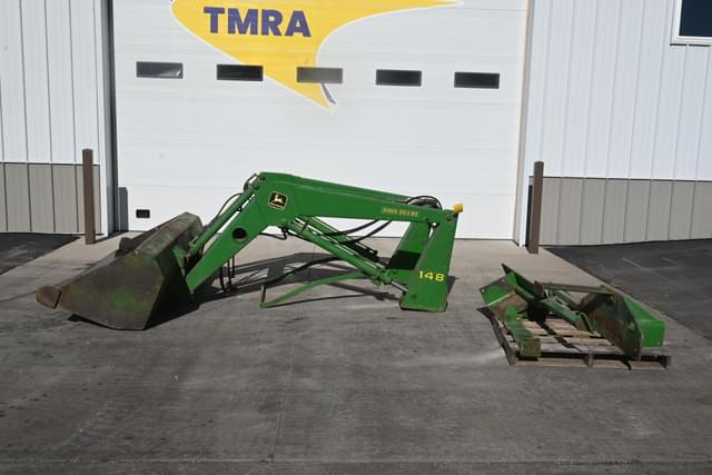 Image of John Deere 148 equipment image 1
