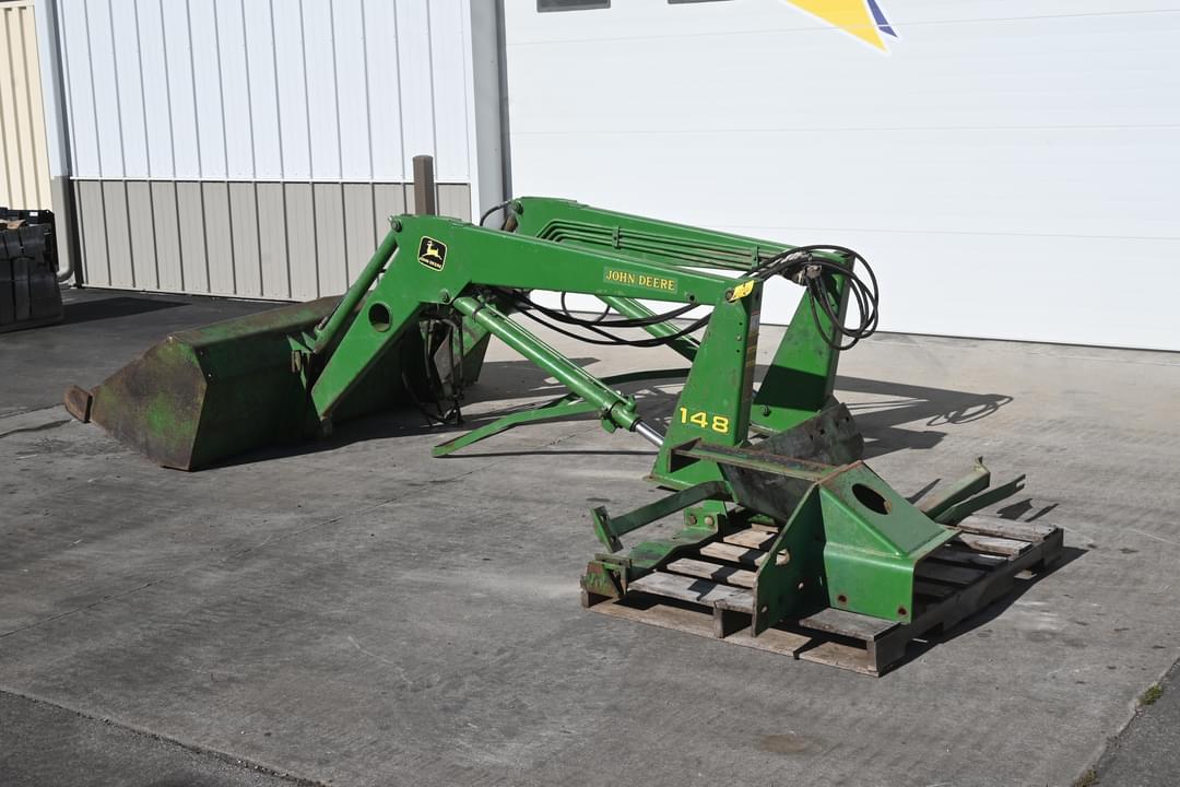 Image of John Deere 148 Primary image