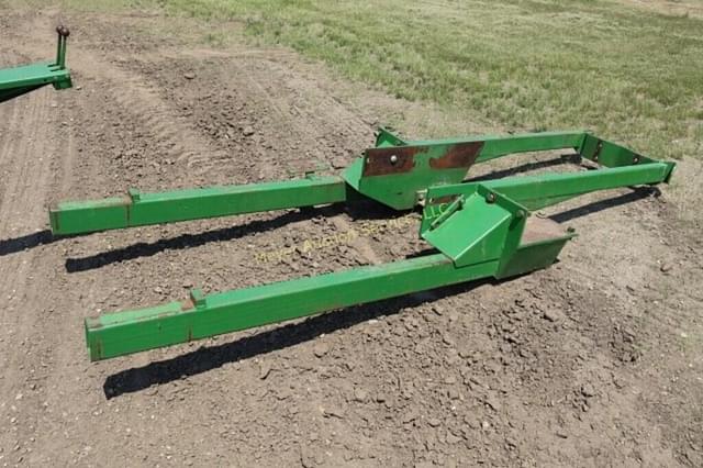 Image of John Deere 148 equipment image 1