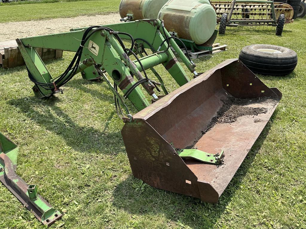 Image of John Deere 148 Primary image