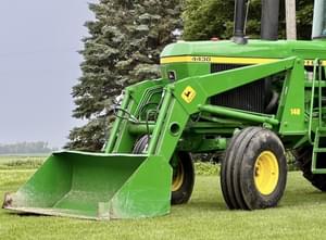 John Deere 148 Image
