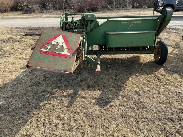 Image of John Deere 14T equipment image 2