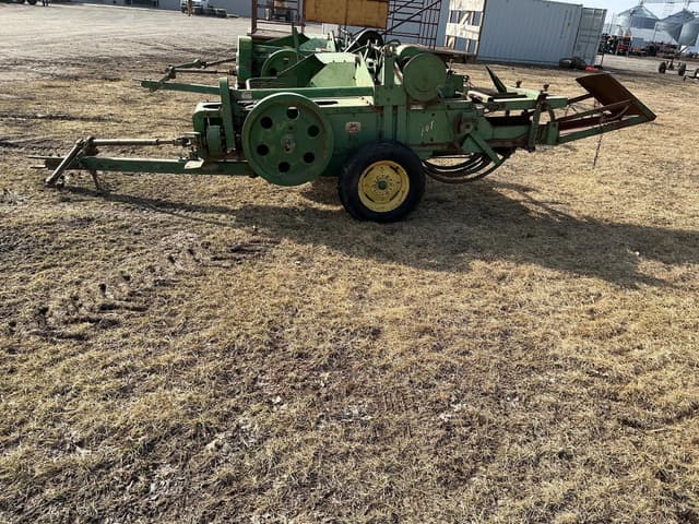 Image of John Deere 14T equipment image 4