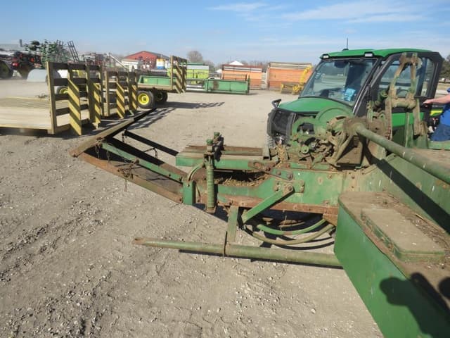 Image of John Deere 14T equipment image 2