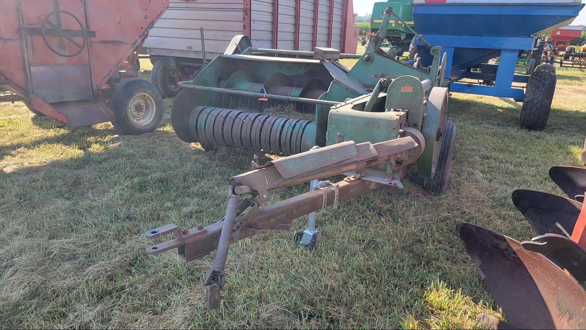 John Deere 14T Equipment Image0