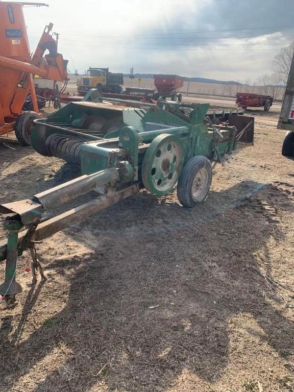 Main image John Deere 14T