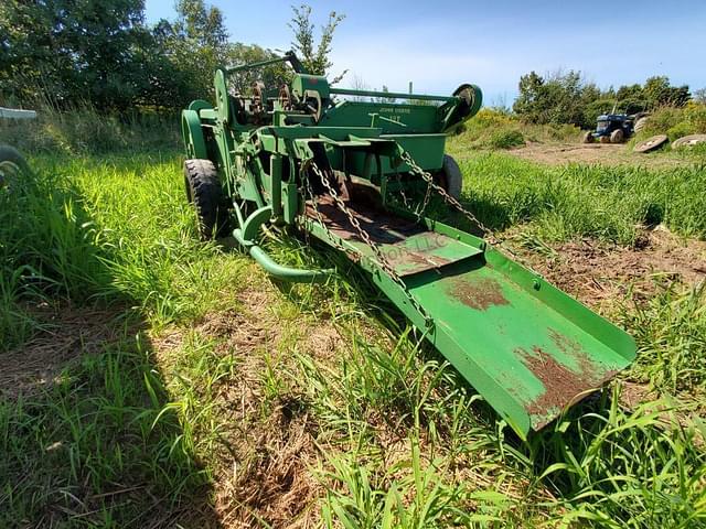 Image of John Deere 14T equipment image 4