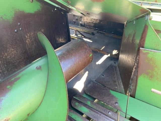 Image of John Deere 14T equipment image 4