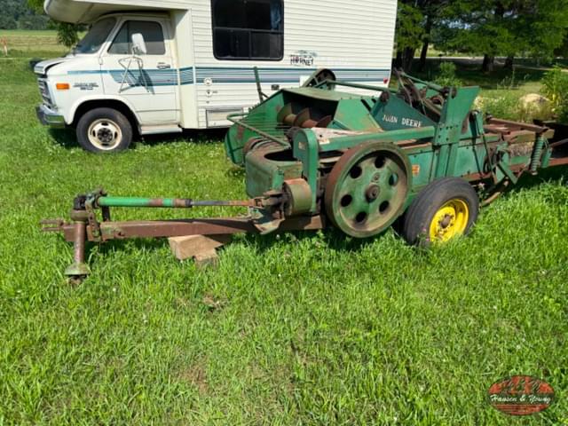 Image of John Deere 14T equipment image 3