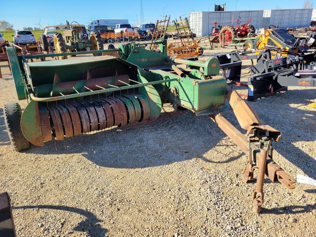 John Deere 14T Equipment Image0