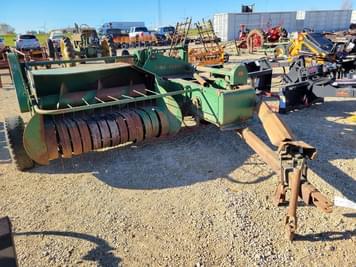 Main image John Deere 14T