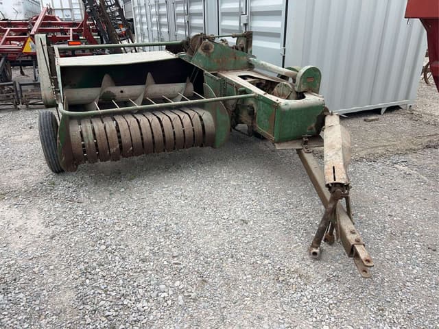 Image of John Deere 14T equipment image 1