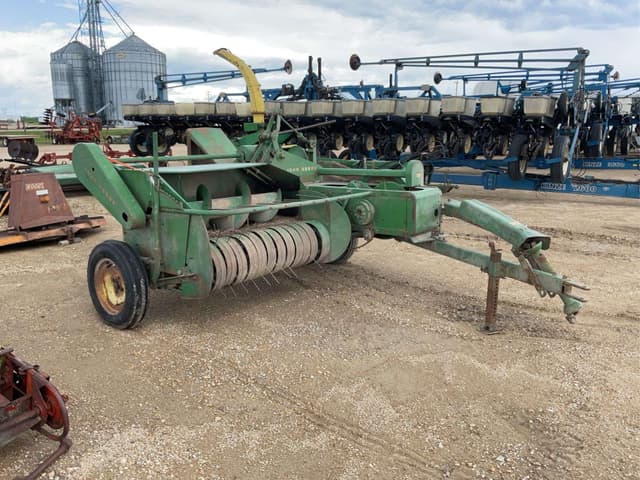 Image of John Deere 14T equipment image 3