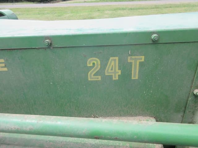 Image of John Deere 14T equipment image 4