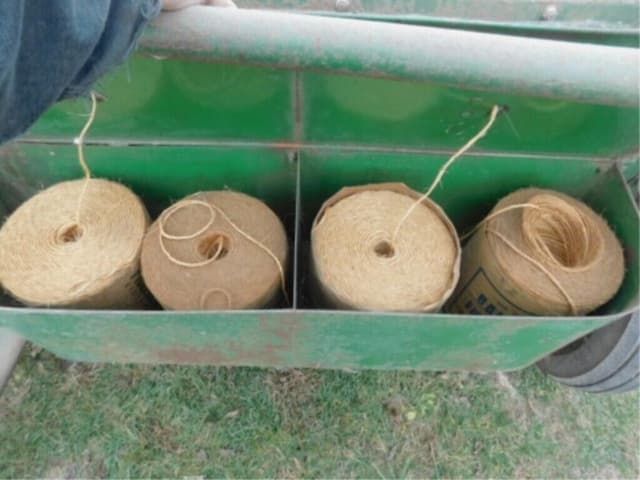 Image of John Deere 14T equipment image 4