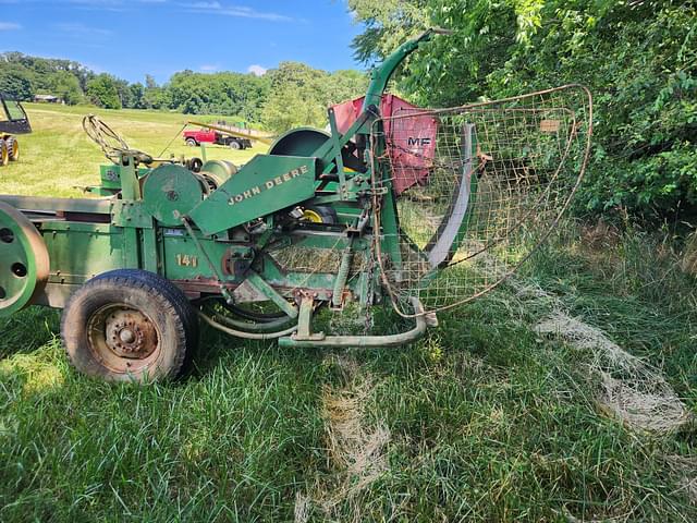 Image of John Deere 14T equipment image 2