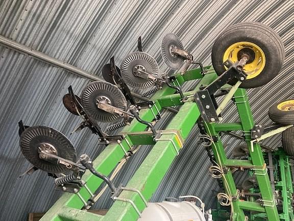Main image John Deere Undetermined 5