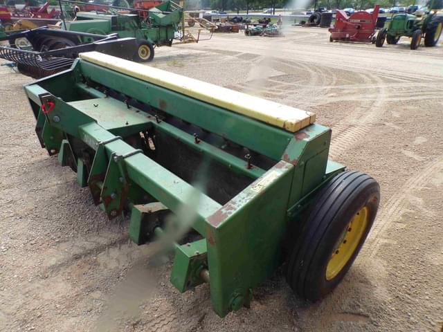 Image of John Deere 1500 equipment image 3