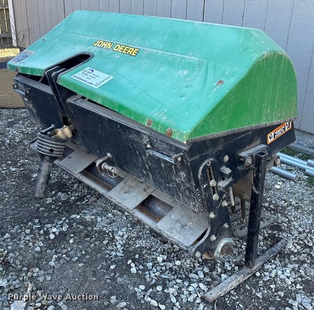 Image of John Deere 1500 equipment image 4