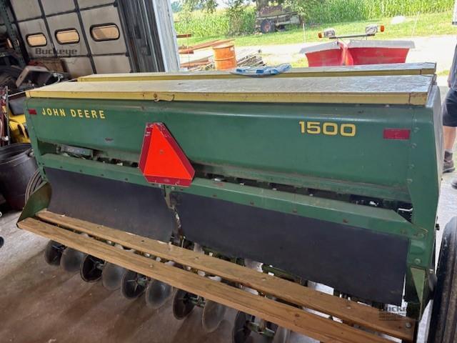 Image of John Deere 1500 Primary image