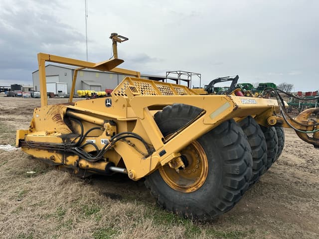 Image of John Deere 1510C equipment image 3