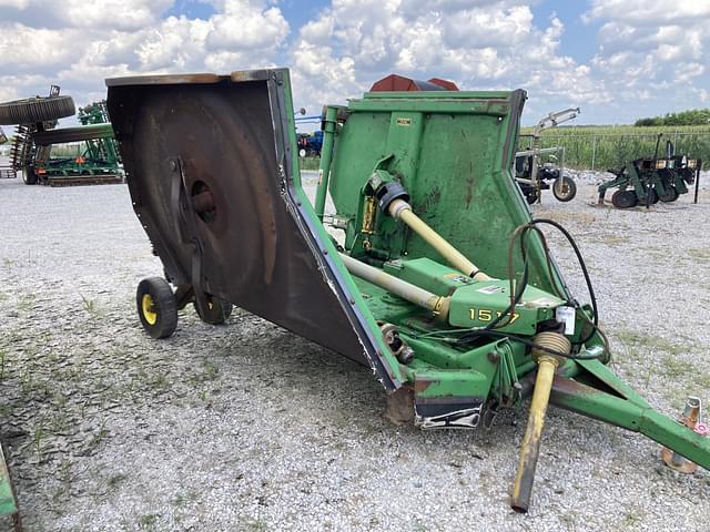 Image of John Deere 1517 equipment image 1