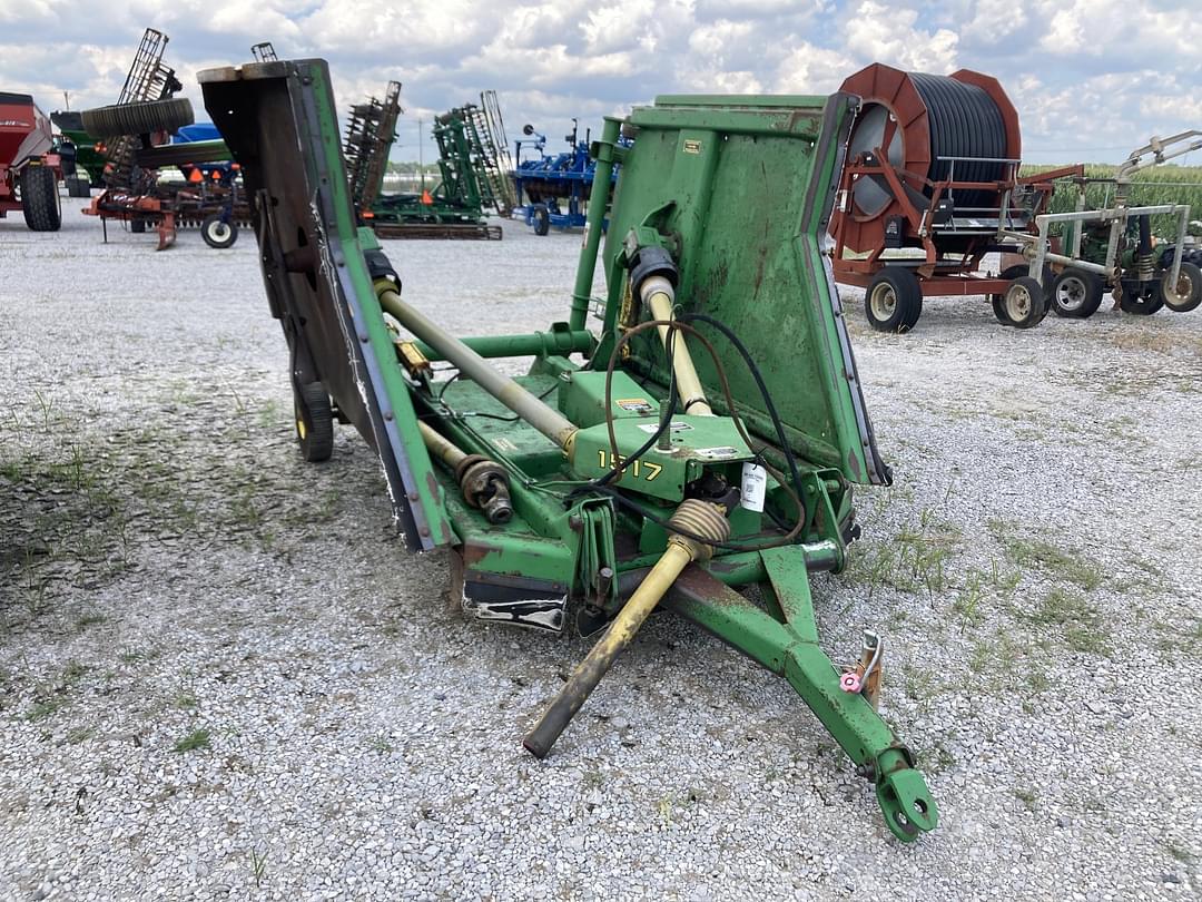 Image of John Deere 1517 Primary image