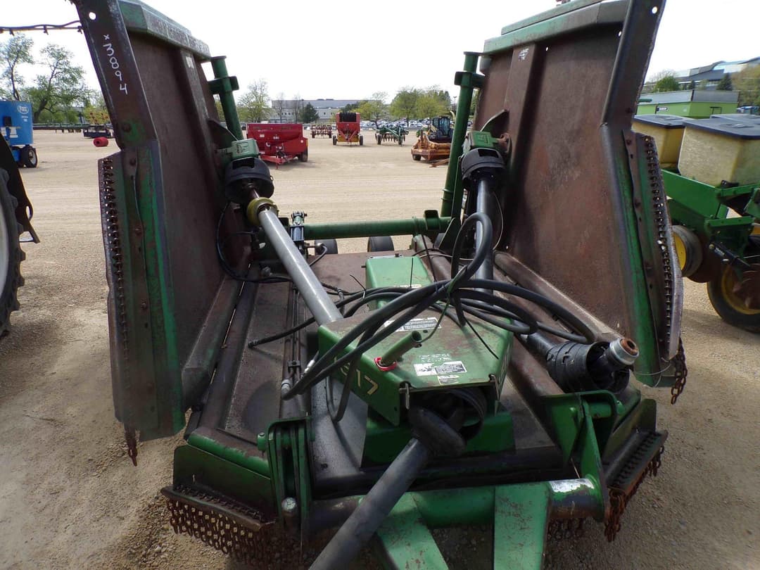 Image of John Deere 1517 Primary image