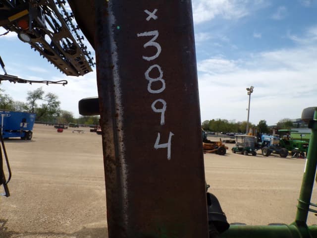 Image of John Deere 1517 equipment image 1