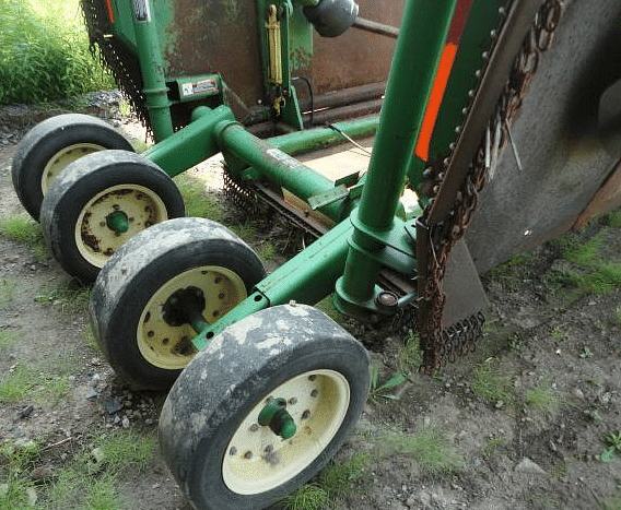 Image of John Deere 1517 equipment image 2