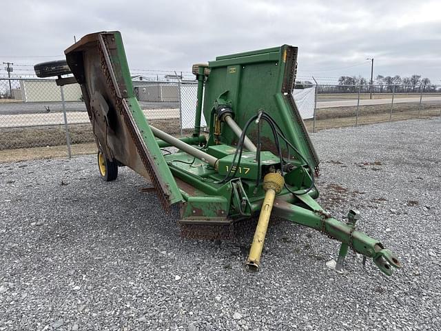 Image of John Deere 1517 equipment image 3