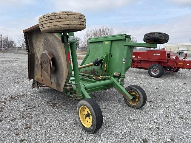 Image of John Deere 1517 equipment image 1