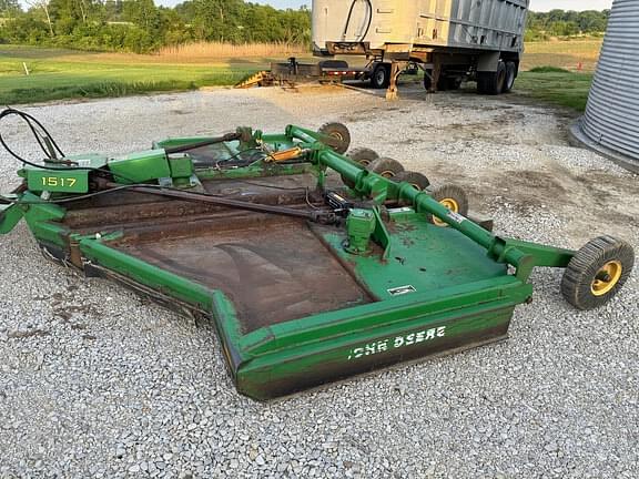 Image of John Deere 1517 equipment image 4