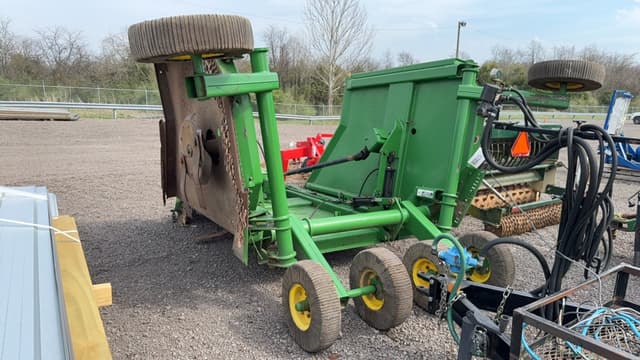 Image of John Deere 1518 equipment image 4