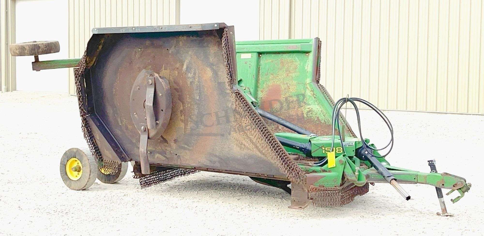 John Deere 1518 Equipment Image0