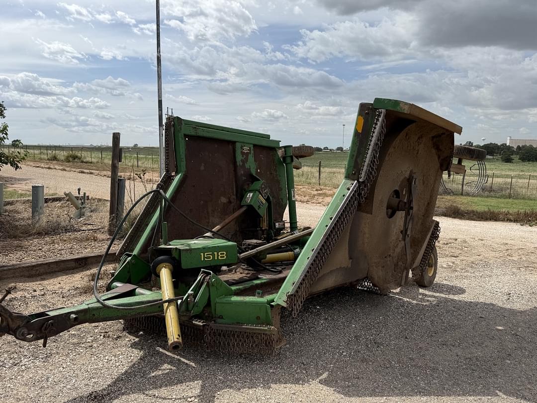 Image of John Deere 1518 Primary image