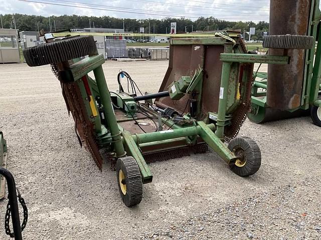 Image of John Deere 1518 equipment image 1