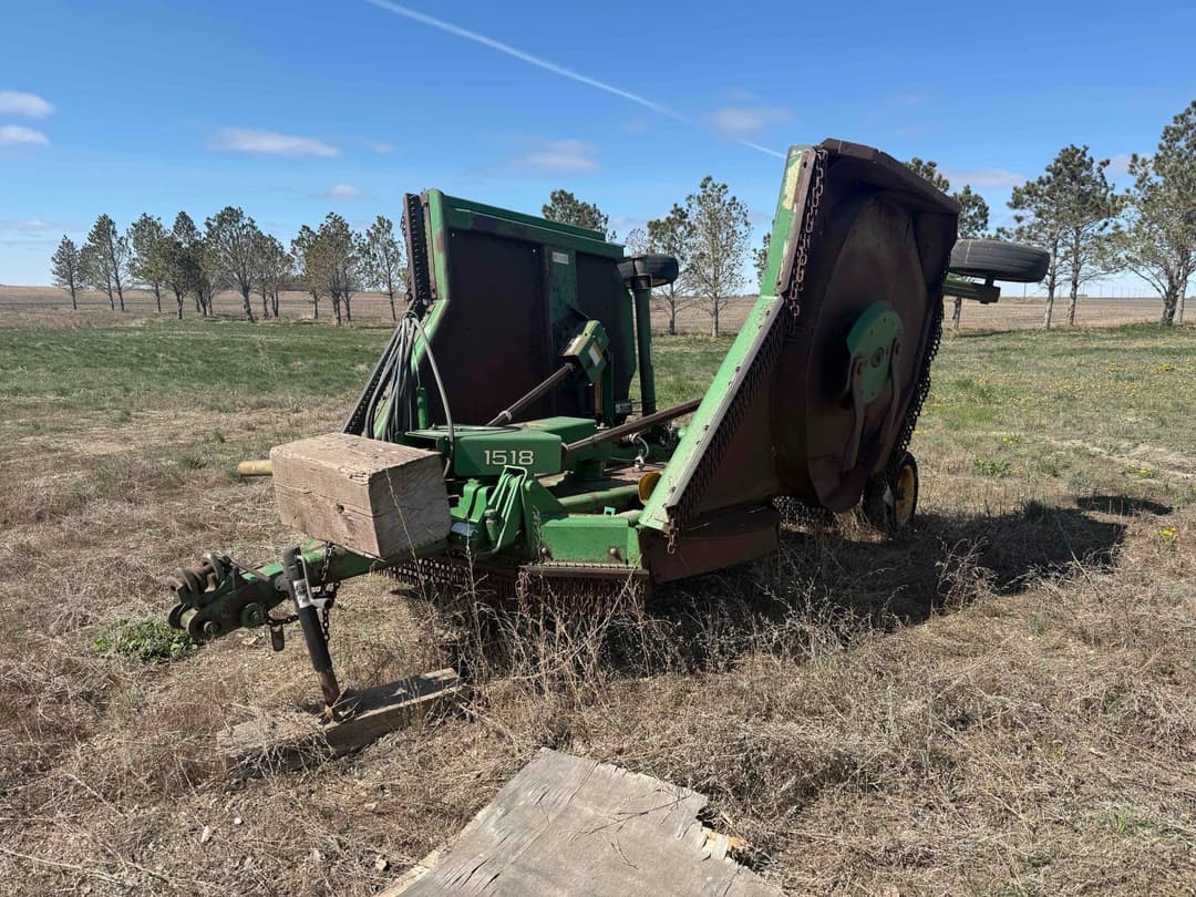 Image of John Deere 1518 Primary image