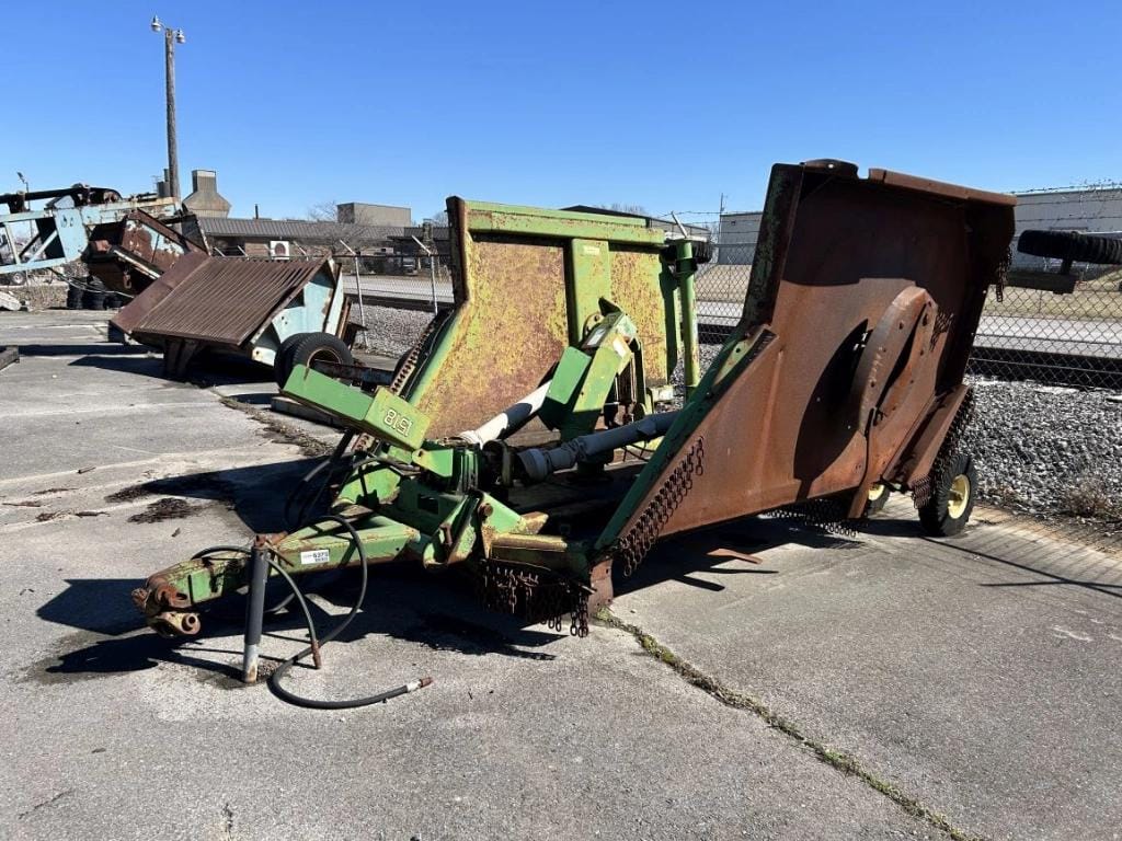 John Deere 1518 Equipment Image0