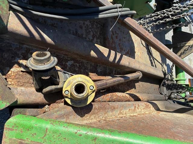 Image of John Deere 1518 equipment image 3