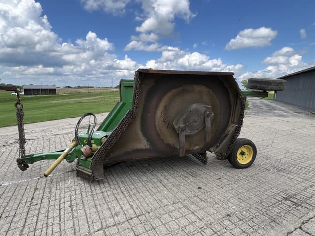 Image of John Deere 1518 equipment image 1