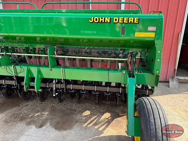 Image of John Deere 1520 equipment image 4