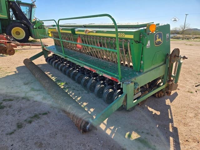 Image of John Deere 1520 equipment image 4