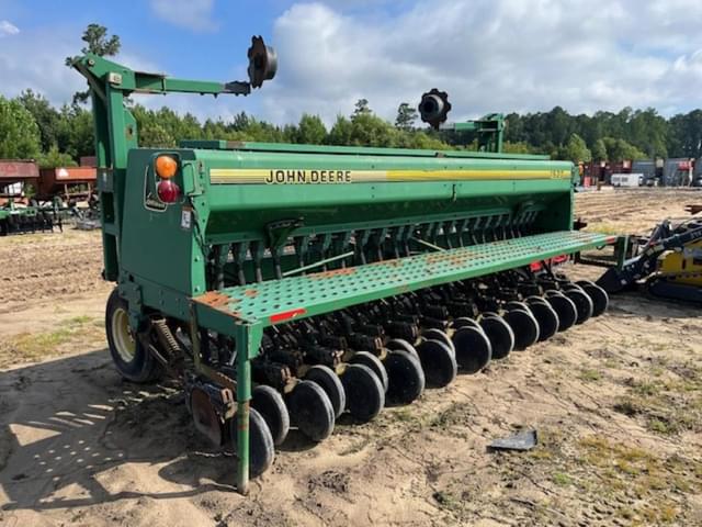 Image of John Deere 1520 equipment image 3