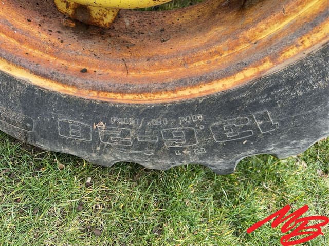 Image of John Deere 1530 equipment image 4